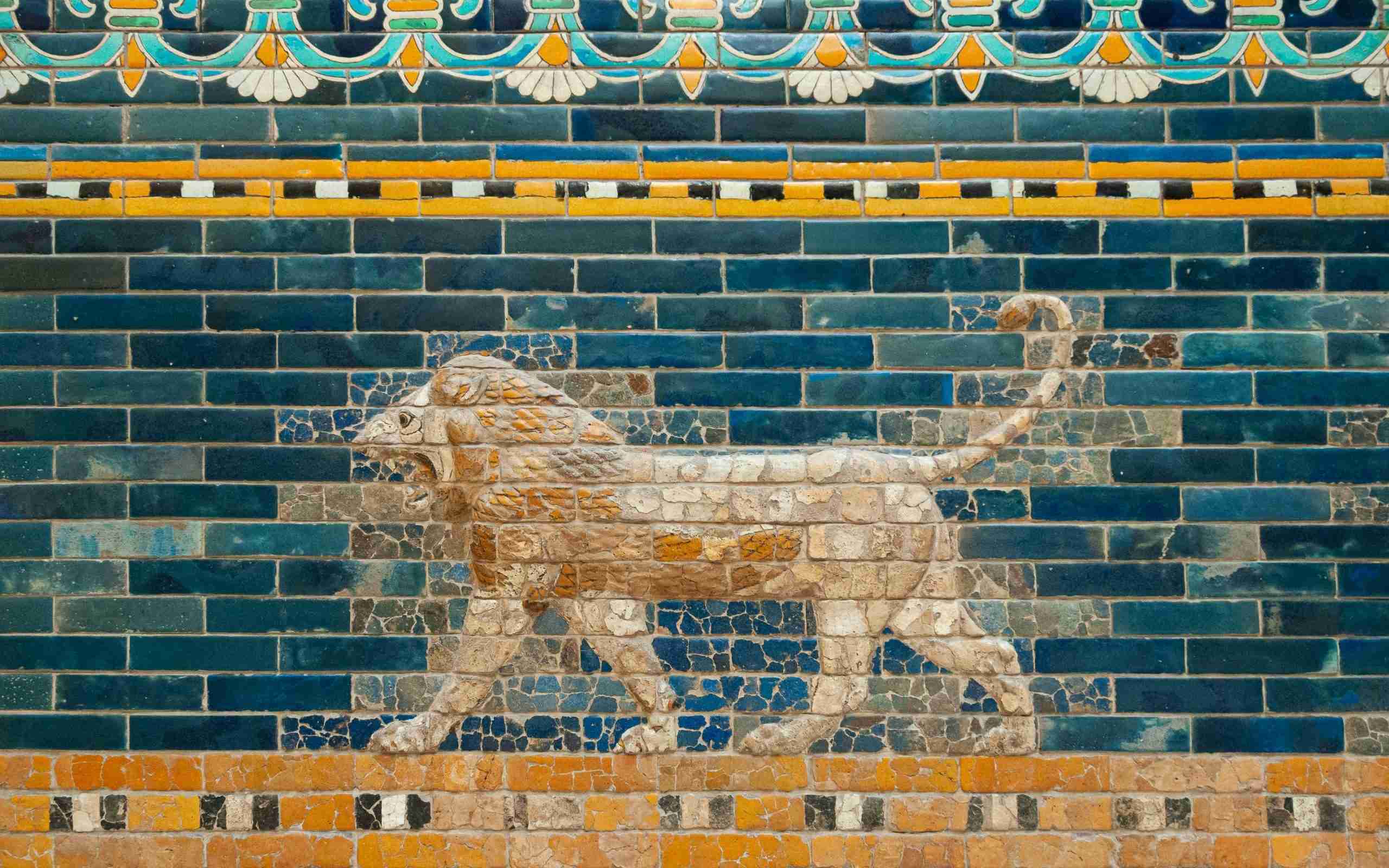 lion-art-on-wall